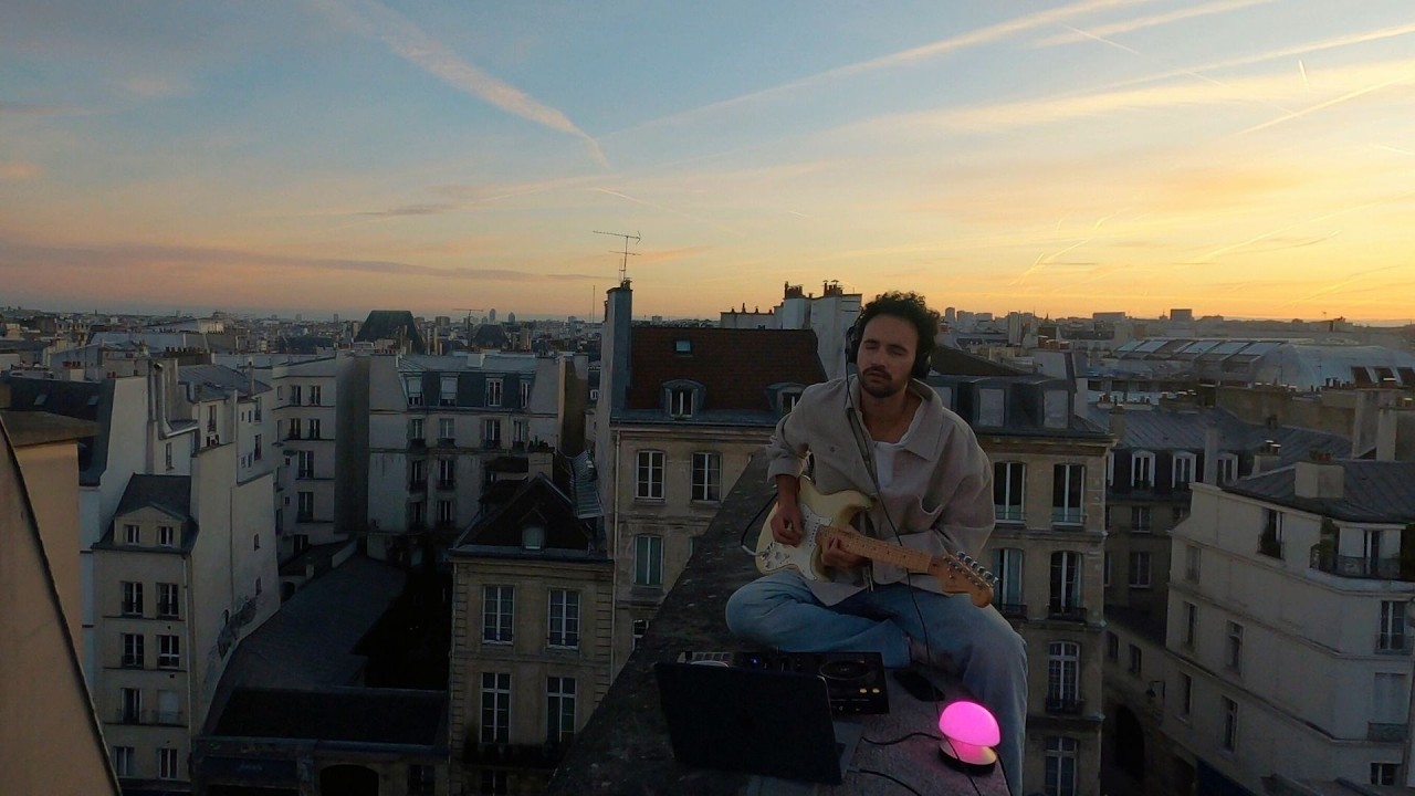 Sunrise Live DJ Set on Paris Rooftops