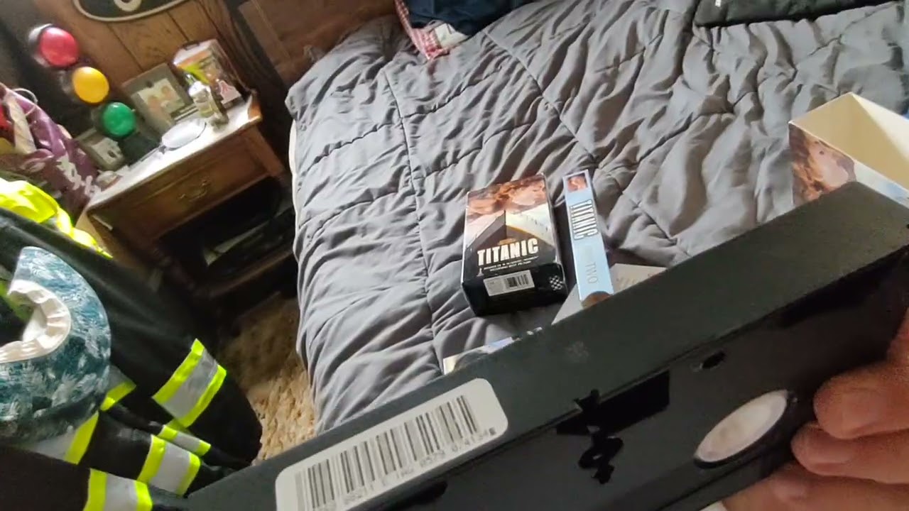 Comparison video #5 Titanic (1997) 1998 VHS, 2012 (2021) reprint Blu-ray 