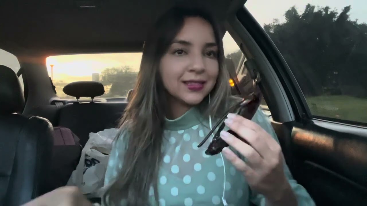 ASMR dentro do carro | gatilhos aleatórios 😴🥰