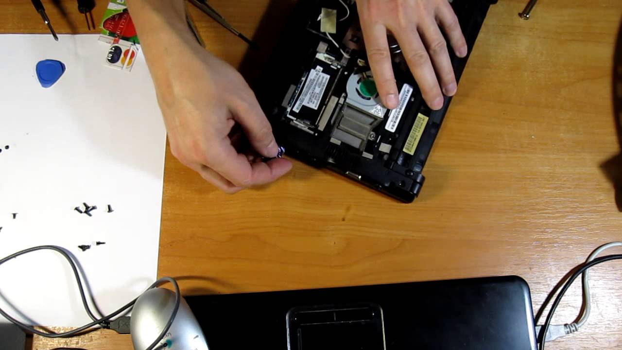 разборка нетбука Acer Aspire One 522