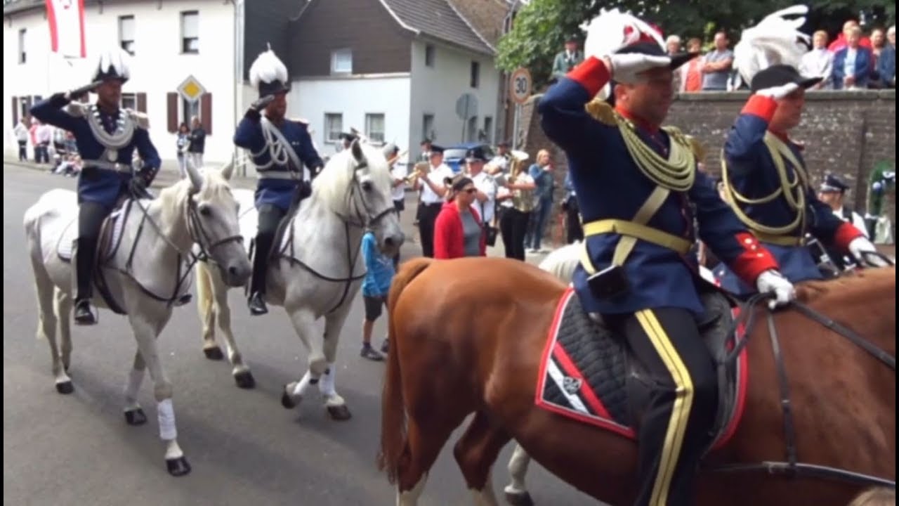 Sch&uuml;tzenfest in Hemmerden 2019 Die erste K&ouml;nigsparade