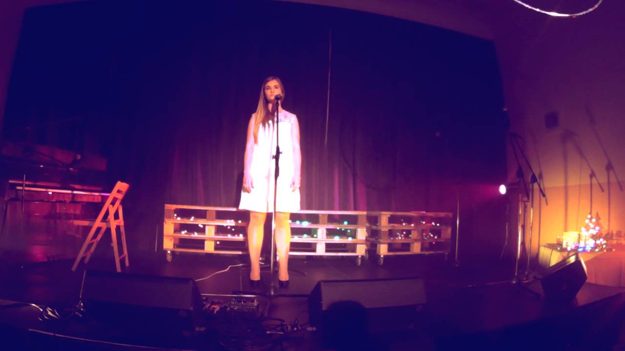 Maja Mędrek - Cień Boga