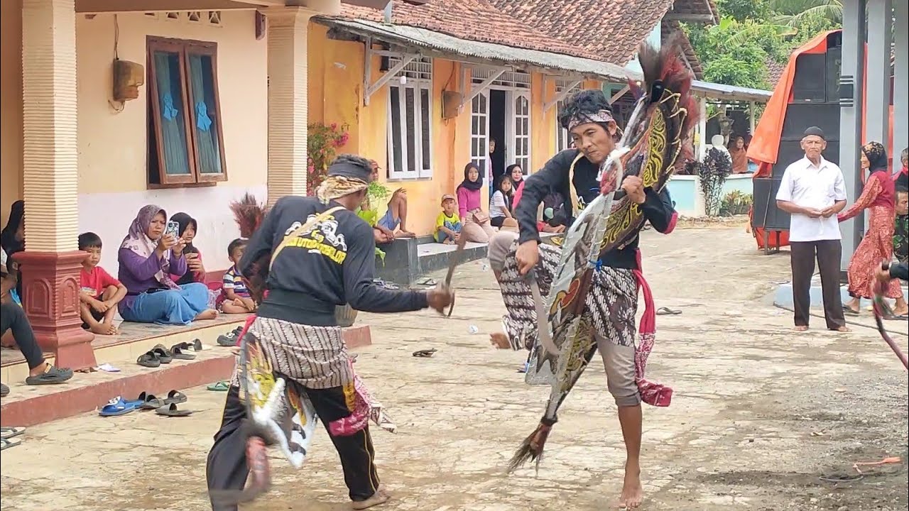 Wong Butuh 13 sedang live! Kuda Lumping Budi Utomo Kroyolor Kemiri Purworejo