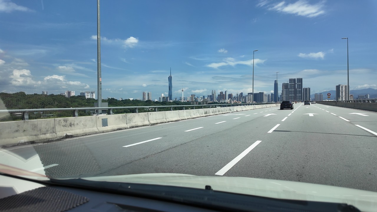 Thủ Đô Kuala Lumpur từ trên cao | Đường Cao Tốc E39
