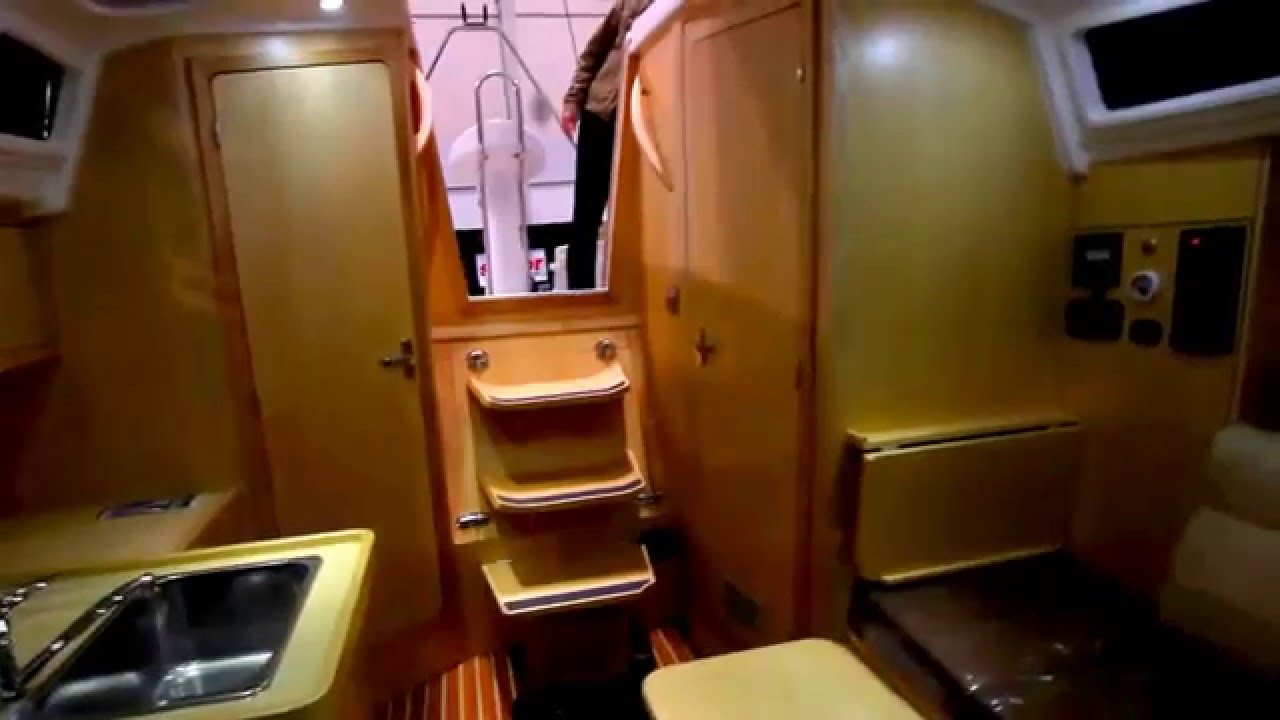 Tes 28 Magnam at the 2016 Toronto Boat Show
