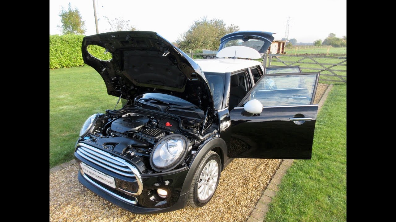 2015 Mini Cooper 5 Door Midnight Black media XL Chilli Pack
