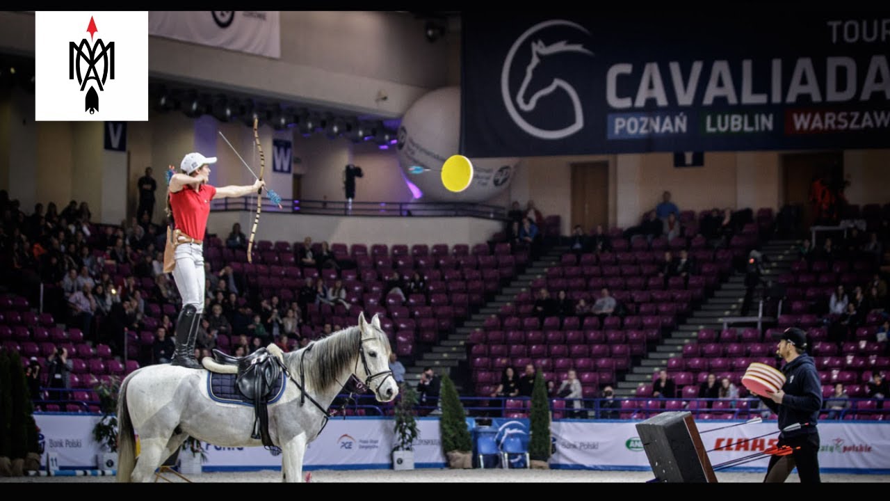 Pokaz Łucznictwa Konnego - Jazda Konno i Strzelanie z Łuku - Pasja i Sport 🏹
