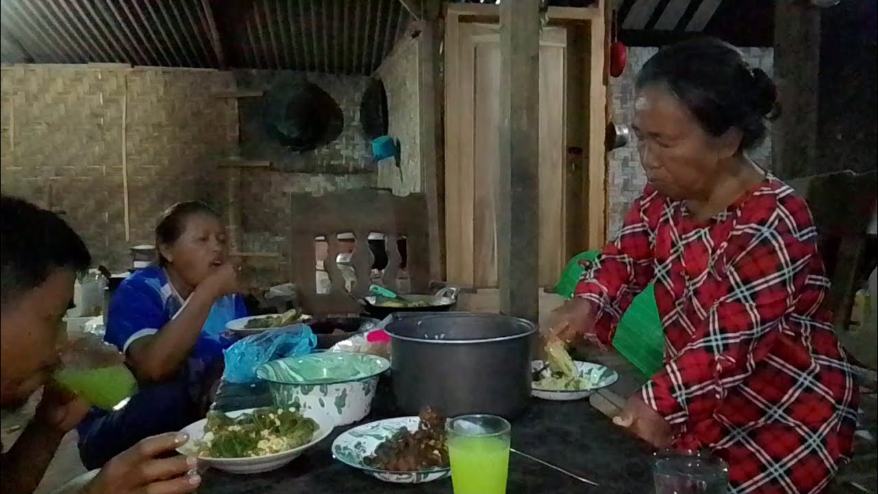 Menu buka puasa di hari ke 7 , komplit dan mantul 