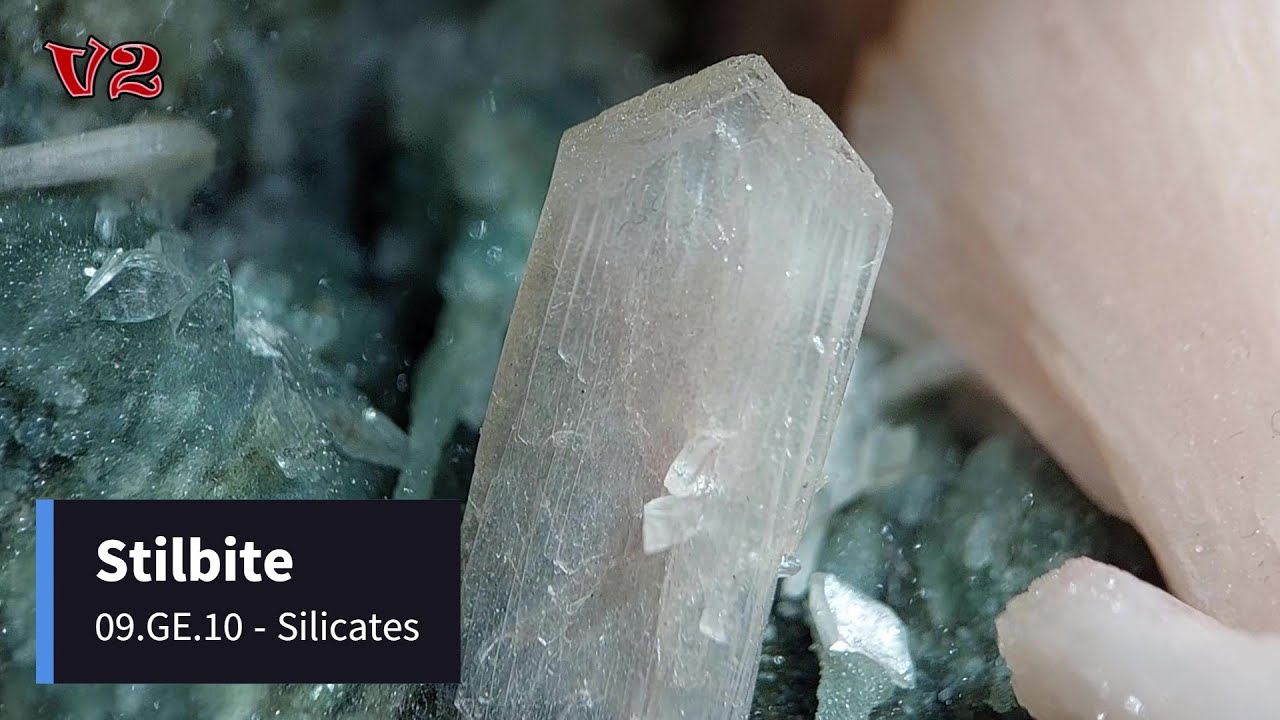 09.GE.10 - Stilbite - #D18 - Minéraux - V2