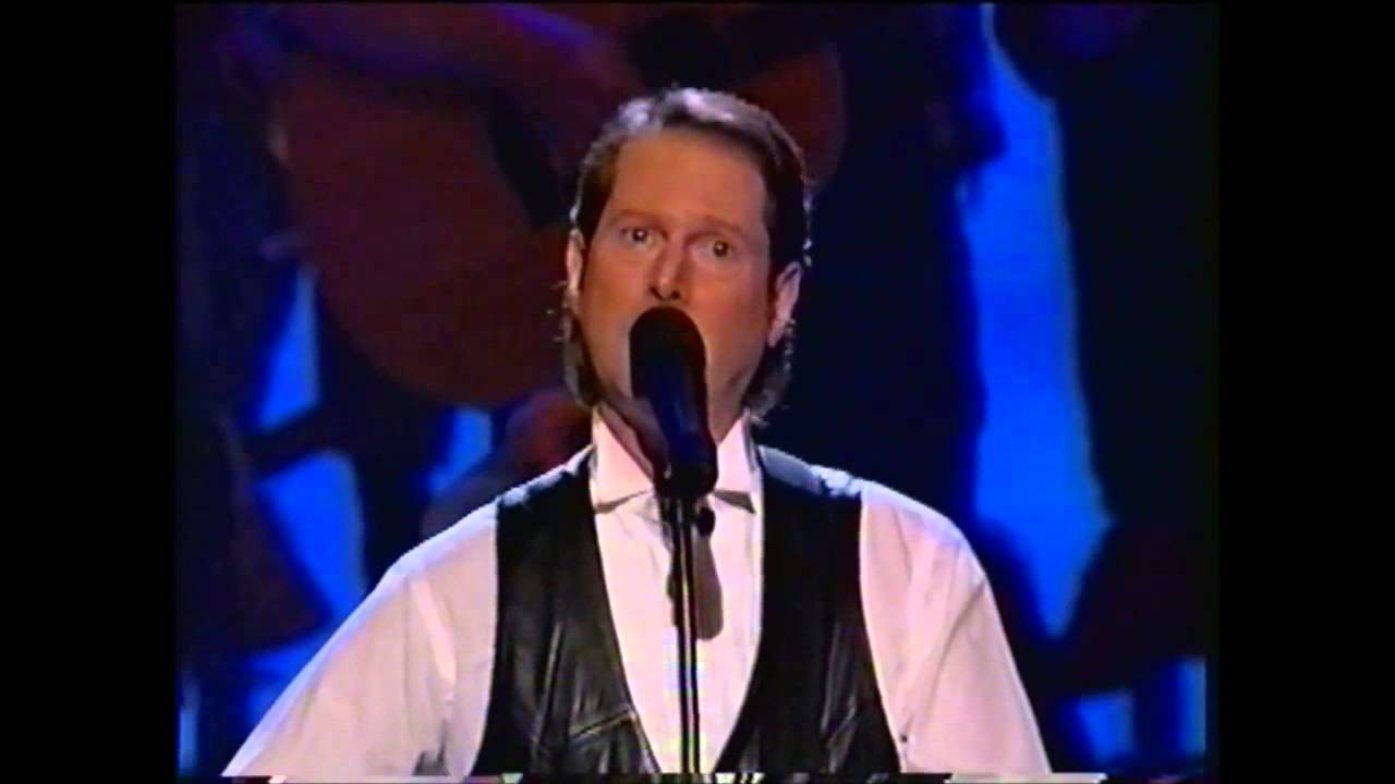 Roger McGuinn Sings 
