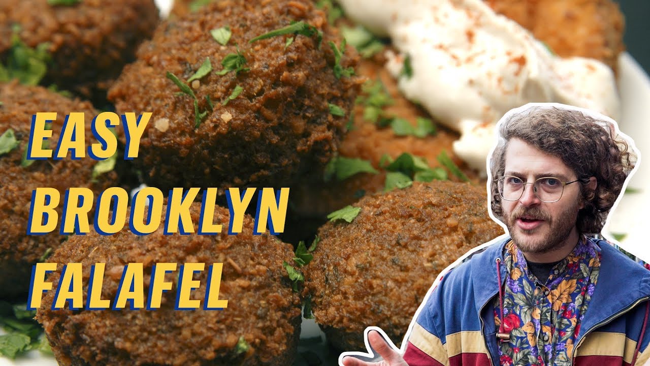 The Best Cheap Falafel in NYC || $5 Lunch