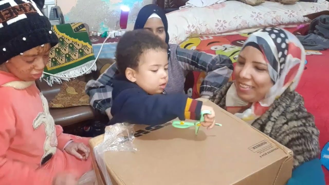 الجزء الثاني من هدايا 🎁قطر 🇶🇦 من ام ناصر ربنا يسعدها وكانت مفاجأة 😱كبيره اشكرك يارب
