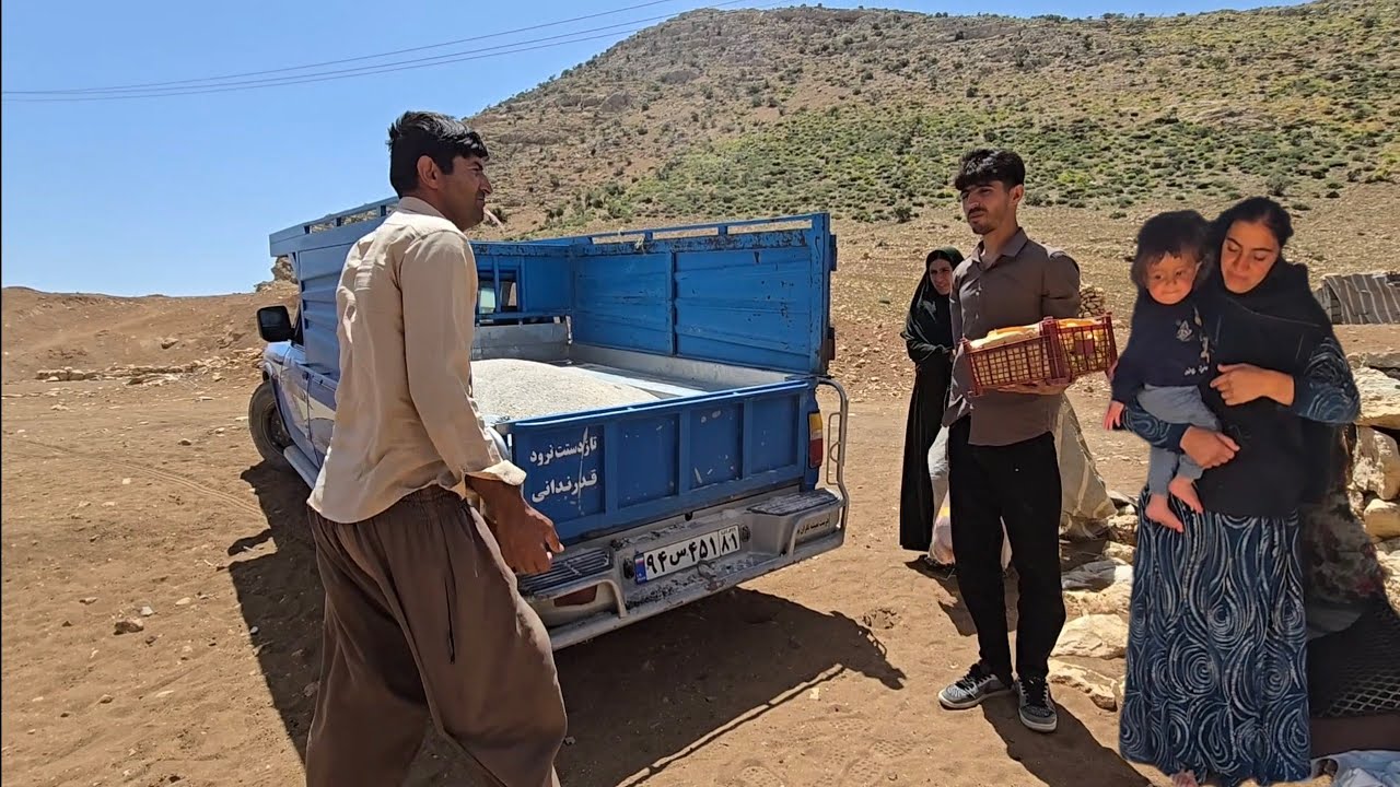 Jamshid is looking for a new project to earn money. And a small help to Haider.