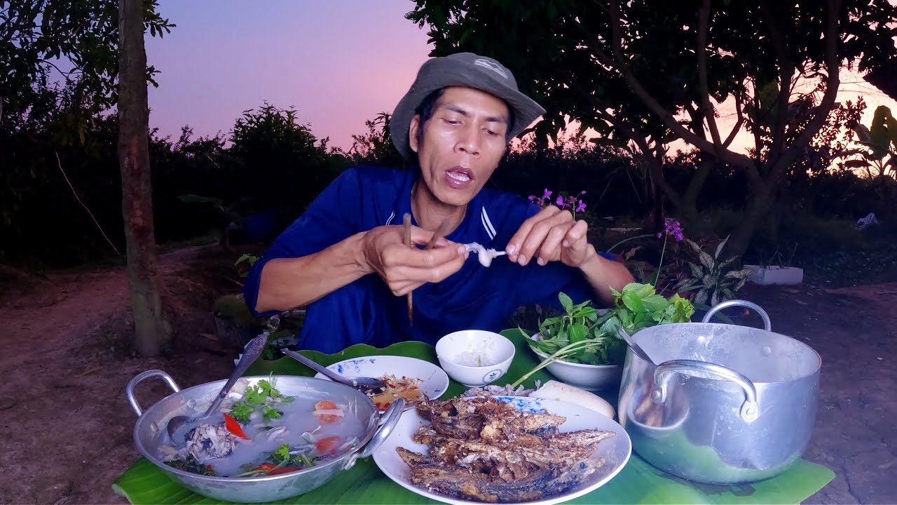 ẾCH NẤU BÔNG CHUỐI CÁ BẠC CHIÊN GIÒN MỘT CHÚT BÌNH YÊN MIỀN QUÊ