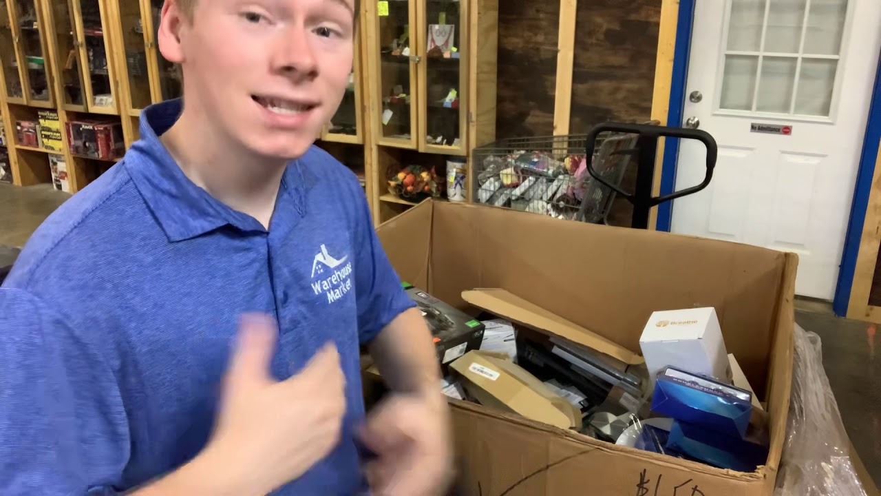 Unboxing a Pallet of Electronic Returns / Overstock / Liquidations