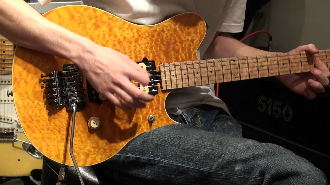 MUSIC MAN EVH Signature Trans Gold