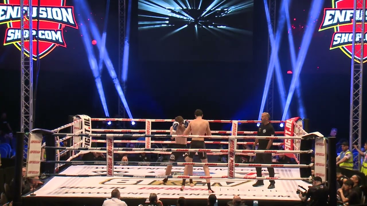 Bas Adriaansen vs Zakaria Moussaoui | ENFUSION DORDRECHT