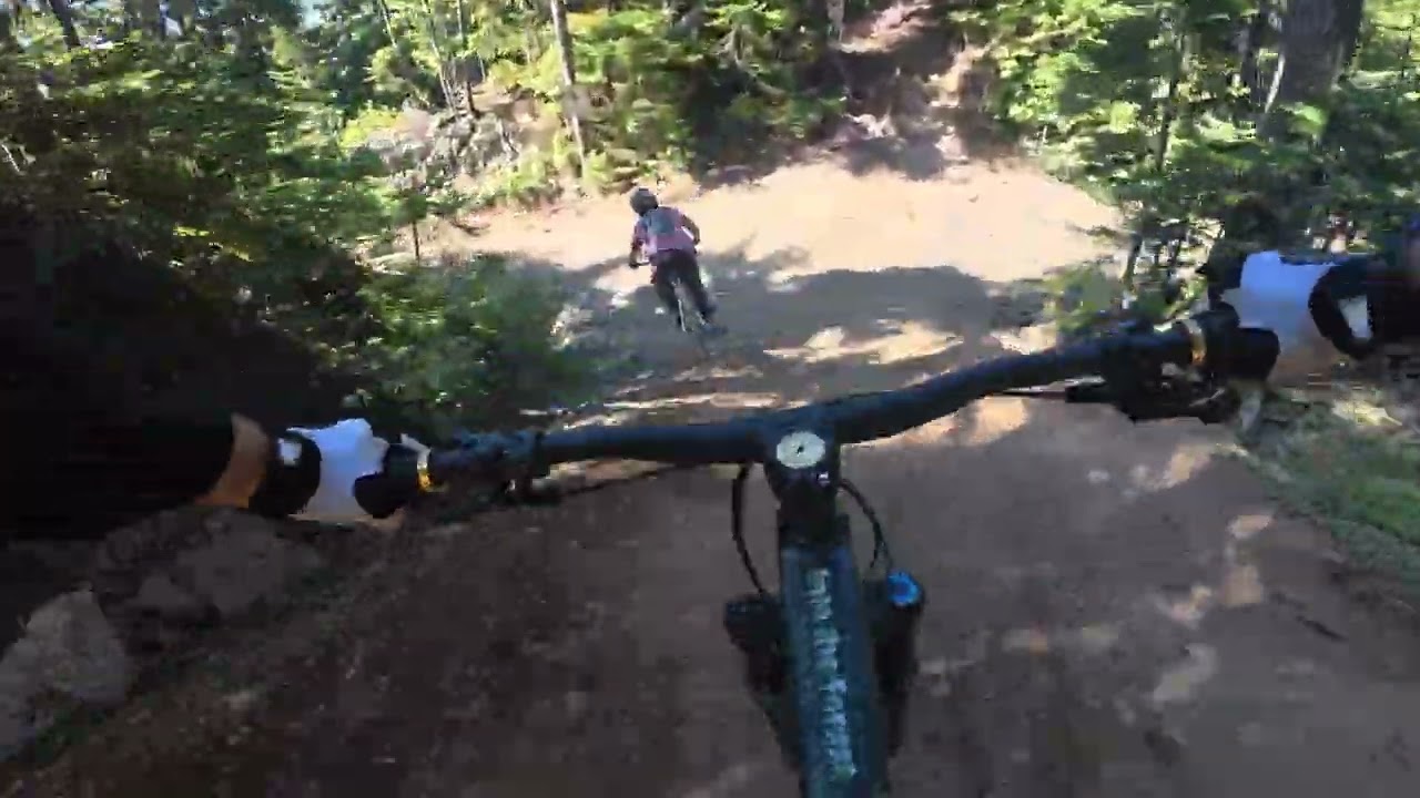 Whistler Kanada 2025 Trail: Blue Velvet Complete