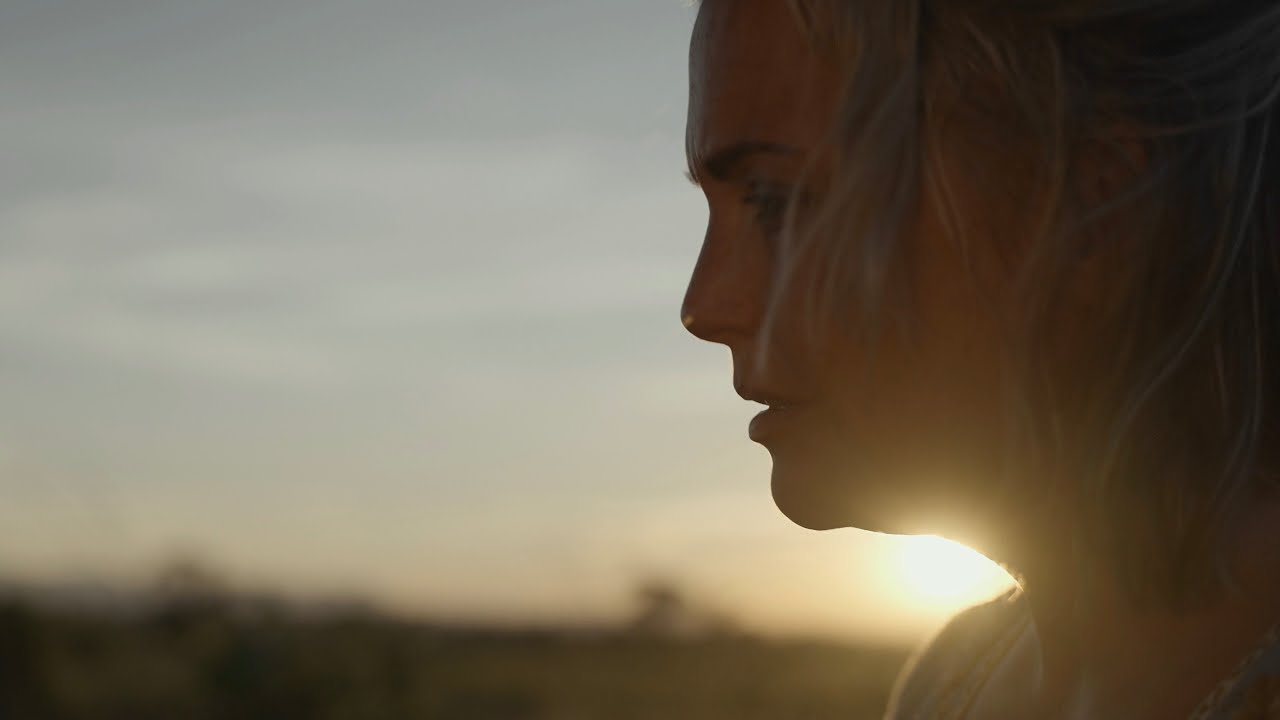 Tenn Lys  - Helene Bøksle