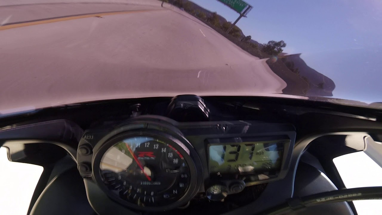 Suzuki GSXR 750 QUICKSHIFTER HAULING ASS THROUGH HEAVY TRAFFIC