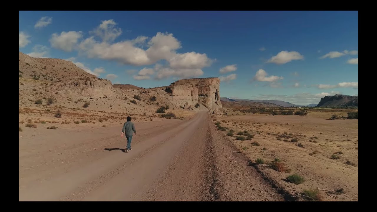 ANDANDO DESCALZO - EL CAMINO (VIDEO OFICIAL)