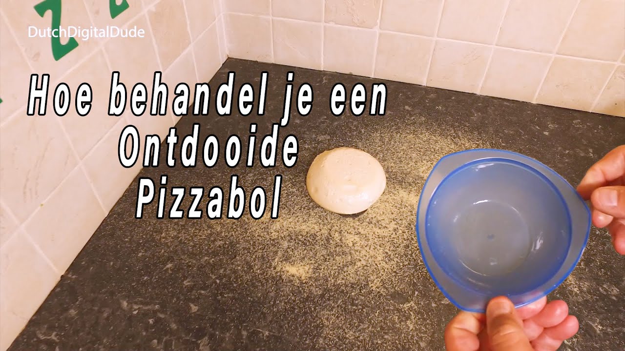 Pizzabol ontdooit? EN NU? Hier laat ik het zien. En bak een pizza ermee.