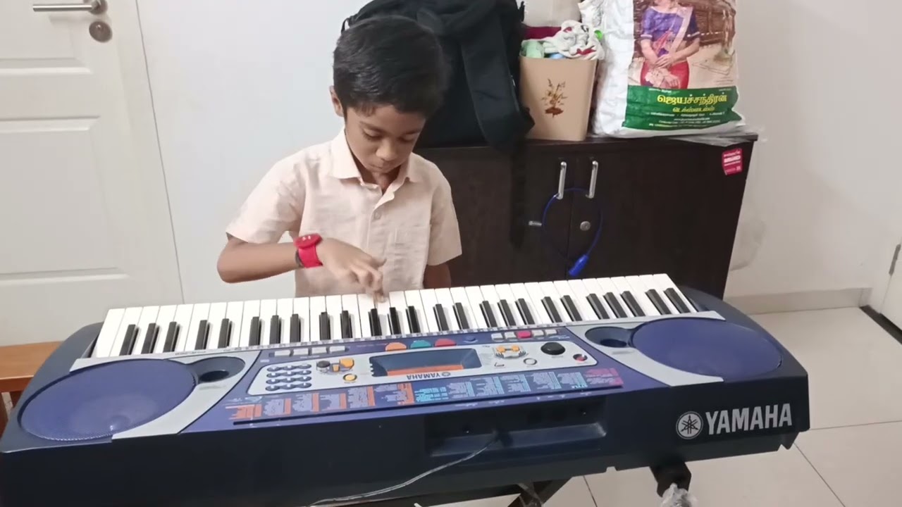 Pranav Keyboard performance Vaseegara from Minnale 