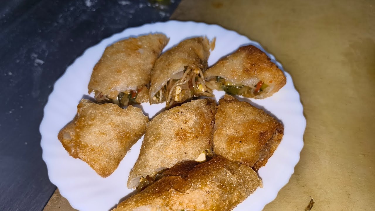 Veg spring roll#vegetarianrecipies #indianfood please like share subscribe Jay hind 
