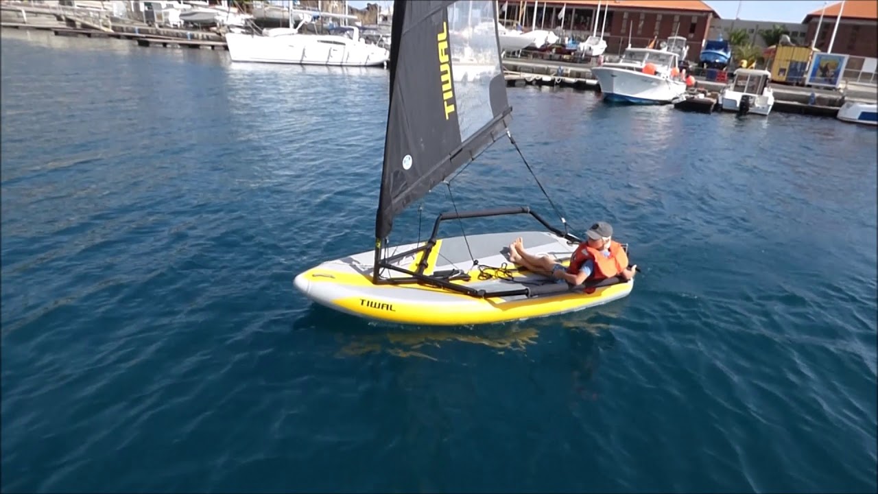 Segelbaer erklärt, wie man einen Tiwal segelt