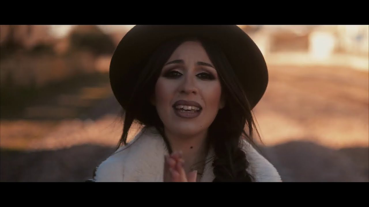 María Artés - Tengo Miedo (Videoclip Oficial)