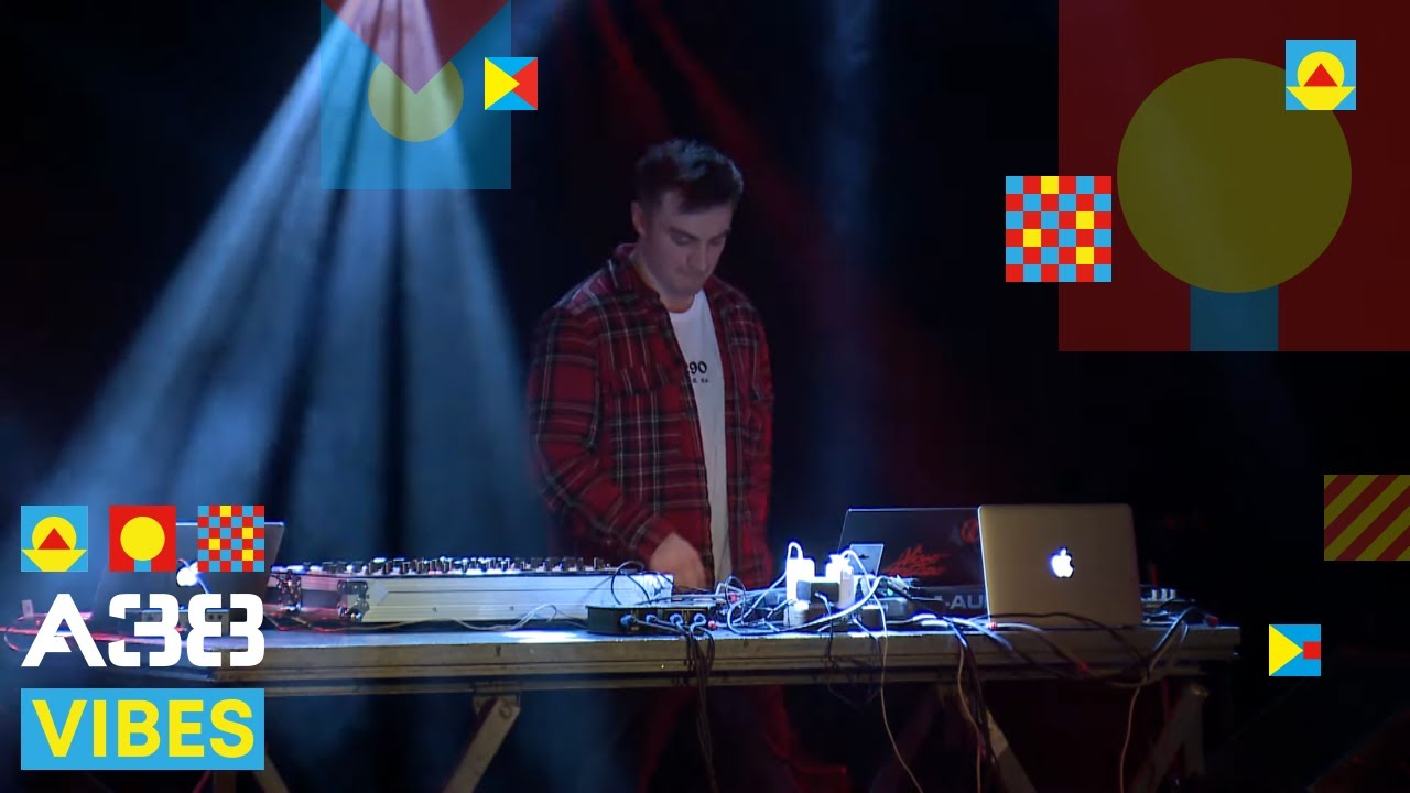 Daniel Deluxe - Star Eater // Live 2018 // A38 Vibes