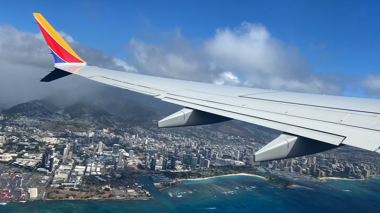 Southwest Airlines Boeing 737 MAX 8 Pushback, Taxi and Takeoff from Honolulu (HNL)