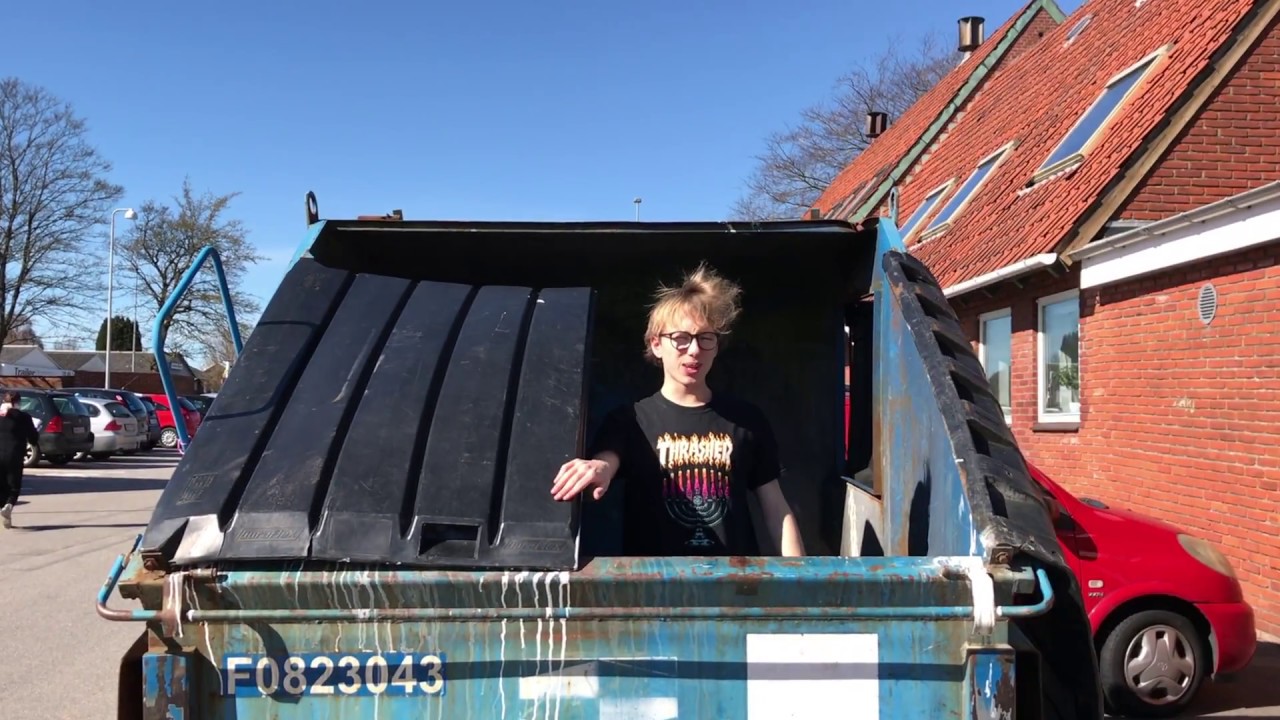 Bakkeskolens Uofficielle Reklame