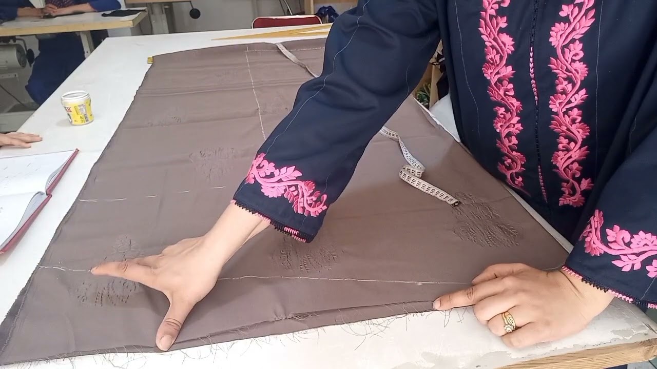 الجزء الاول: فصاله جلابه كيمونو.