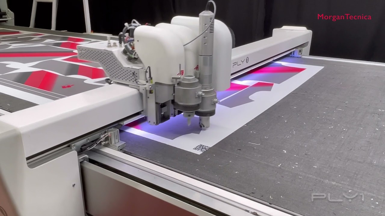 MorganTecnica PLY1 - CONTOURS EXTRACTION - Machine de d&eacute;coupe automatique de tissu monoplis