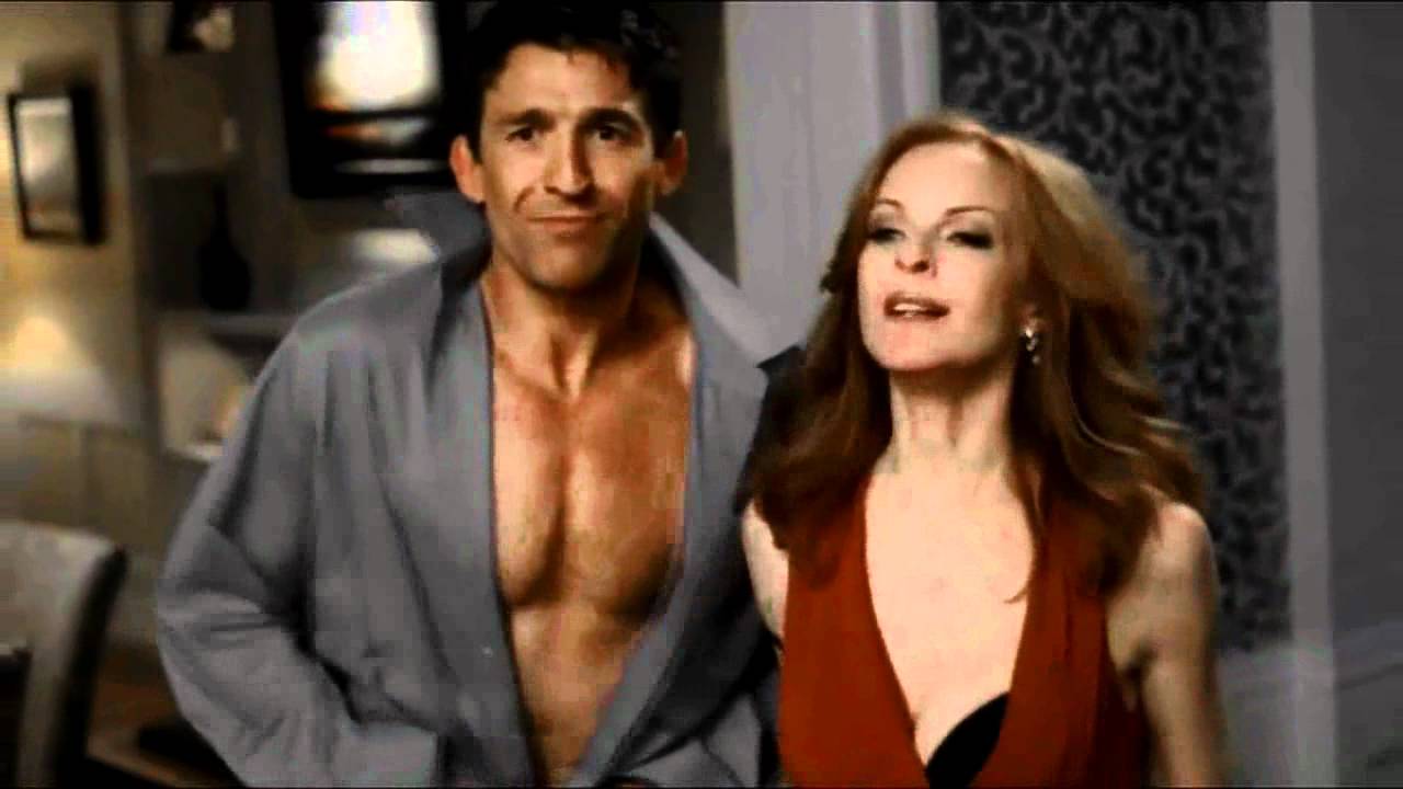 Bree Van De Kamp - 