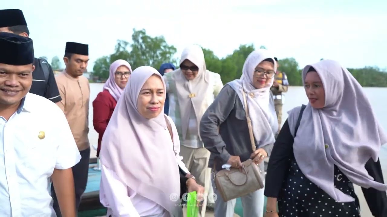 Bupati dan Wakil Bupati Tanjung Jabung Timur Safari Ramadhan Kedua di Desa Pemusiran