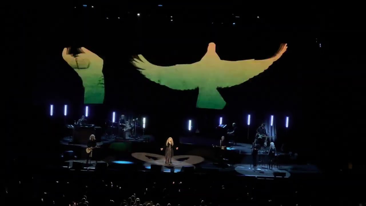 Edge of Seventeen - Stevie Nicks Live at The Climate Pledge Arena in Seattle 3/15/2023