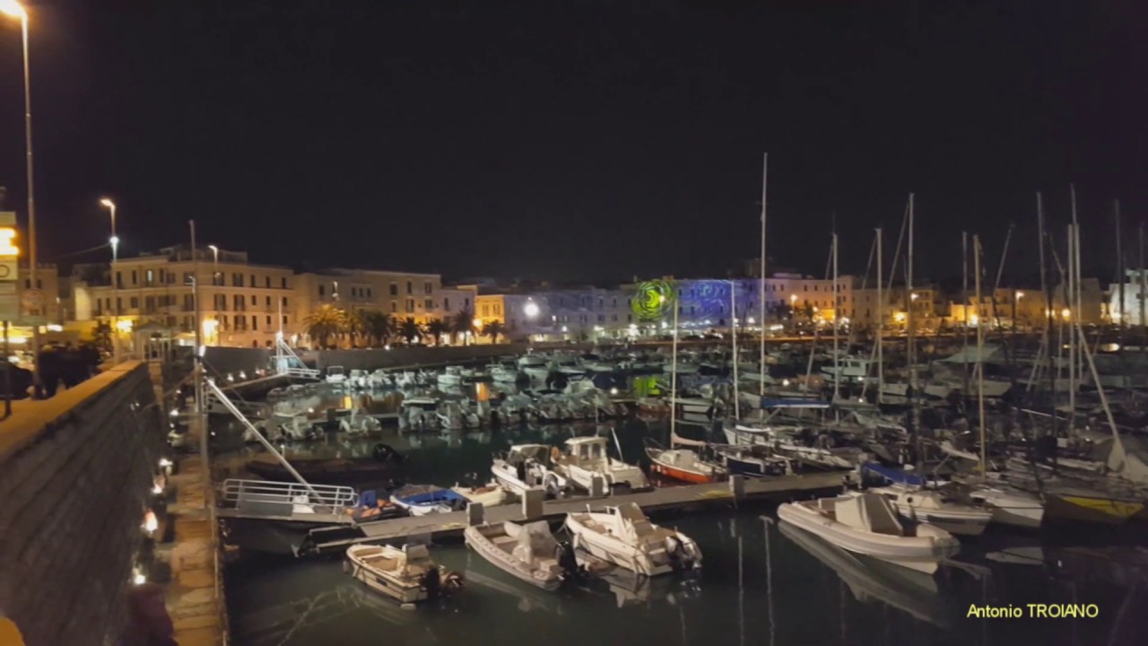 Trani di Notte