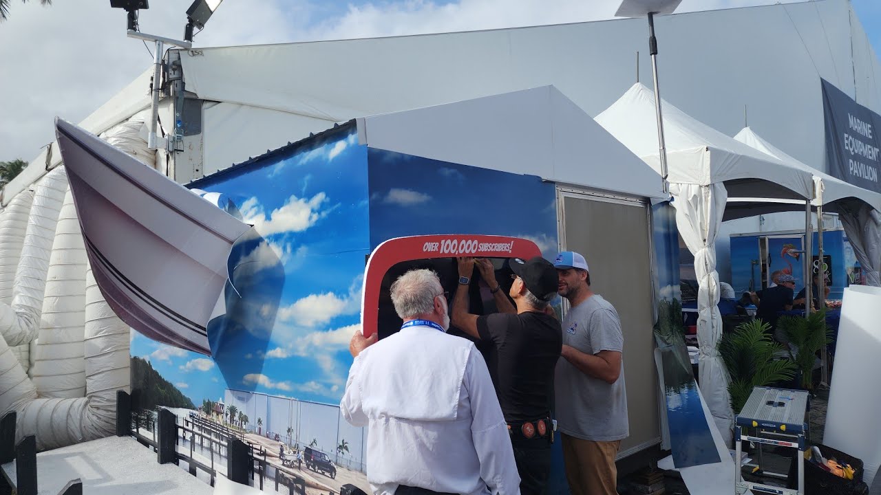 Live from Flibs ! The Chit Show @ the Fort Lauderdale Boat Show !