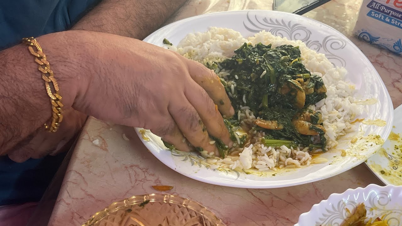 বাংগালির বাংগালিয়ানা খাবার। চিংড়ি বাটা, পালং চিংড়ি আর সবজি । #youtubevideo#vilarvideo#popularvideo