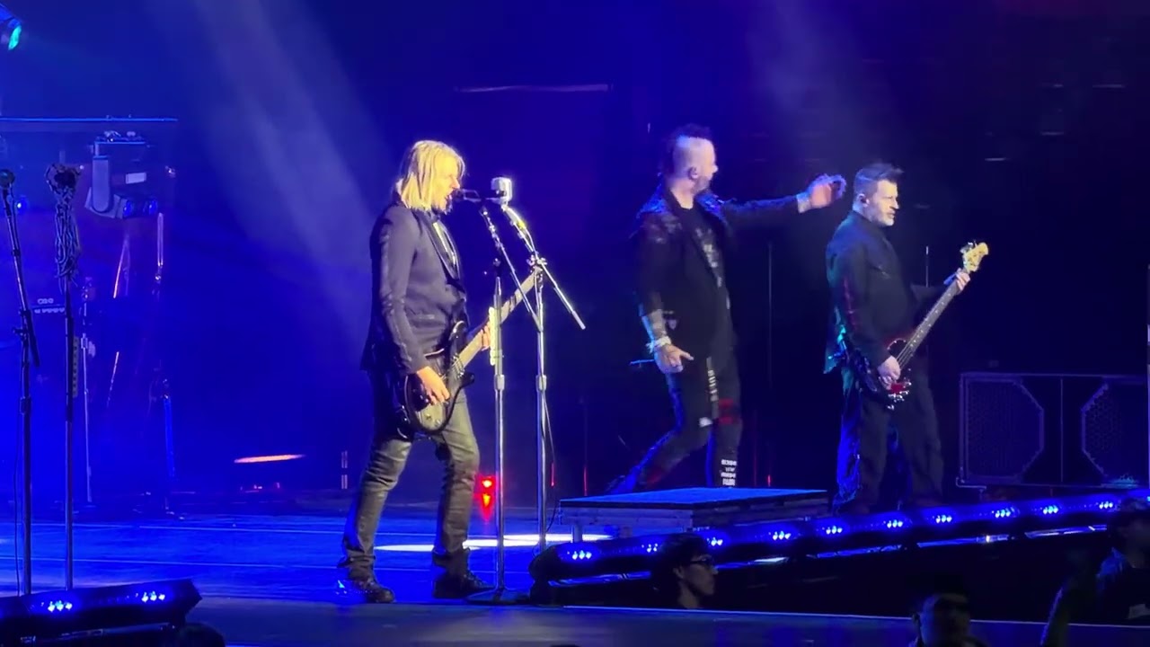 Three Days Grace - Kill Me Fast live in Chicago, IL 3/9/26