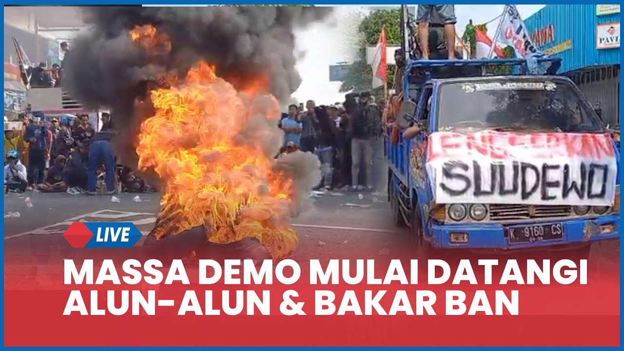 🔴 MOMEN DEMO PATI HARI INI! Massa Mulai Datangi Alun-alun & Bakar Ban, Kawal Paripurna Pemakzulan