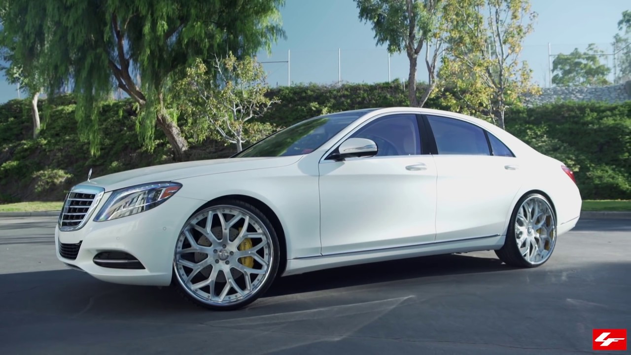 White Mercedes Benz S550 24" LF-750 Lexani Wheels