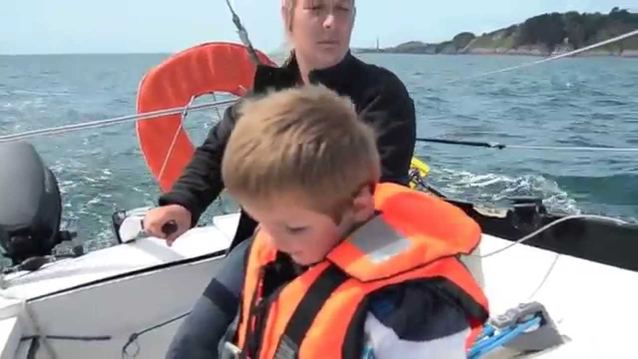 Croisère en Bretagne à bord d'un Mousquetaire club de 1978 (Herbulot).