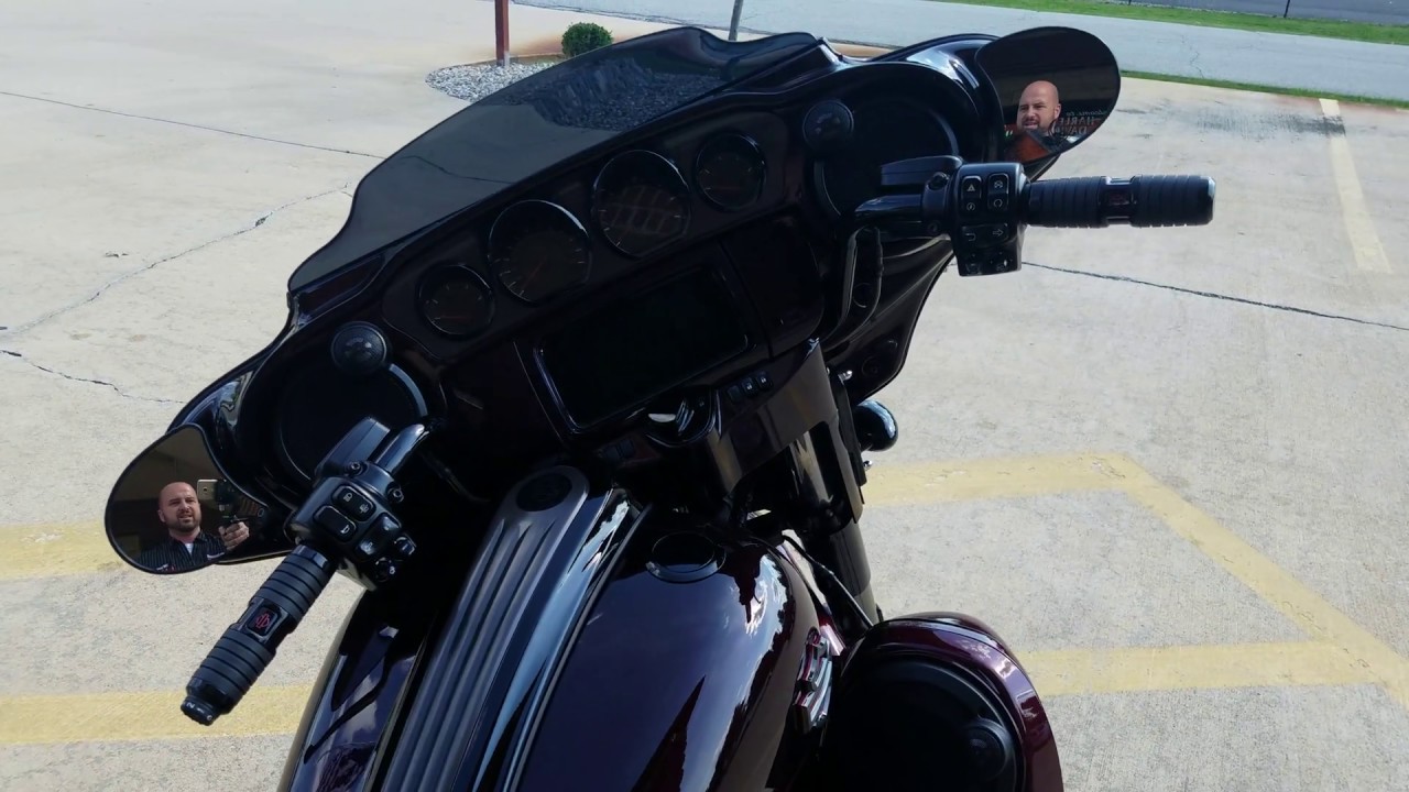 2019 Harley-Davidson CVO Street Glide FLHXS-all three colors, outside