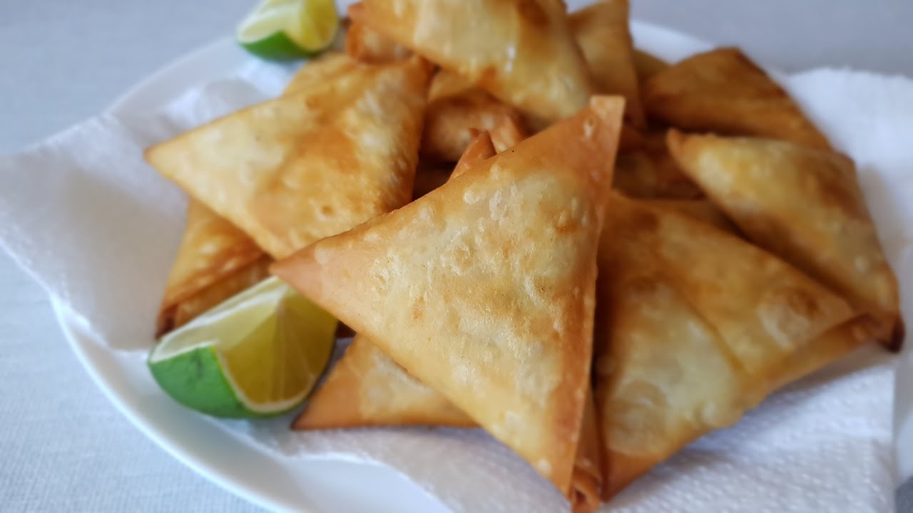CHAMUÇAS DE VEGETAIS : SAMOSAS VEGETARIANAS