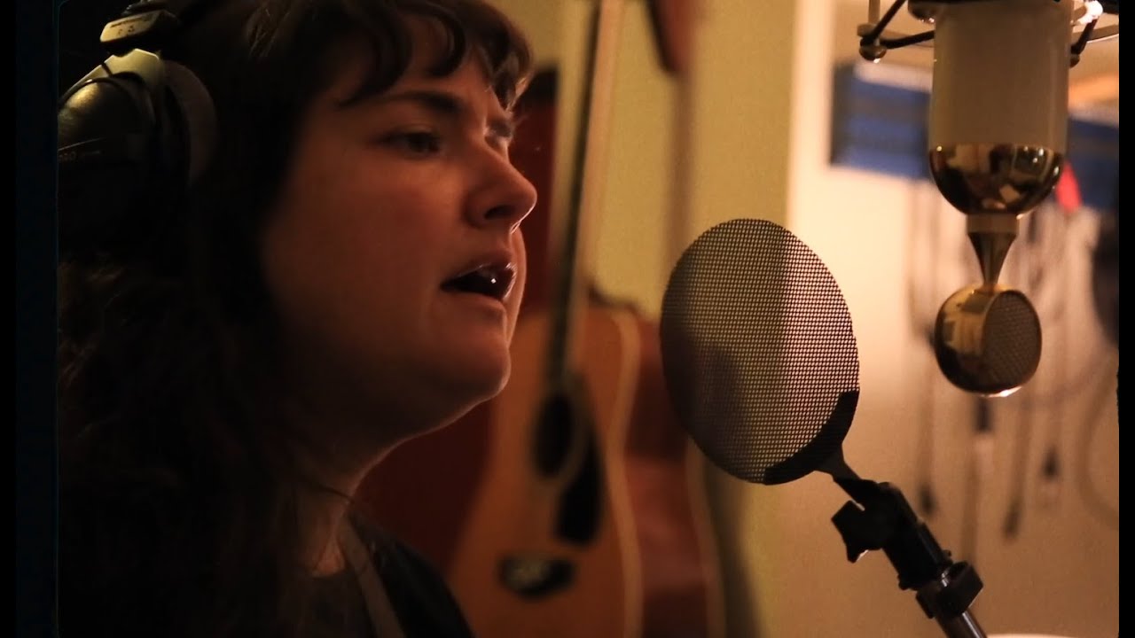 Abigail Lapell - Ships (Official Video)