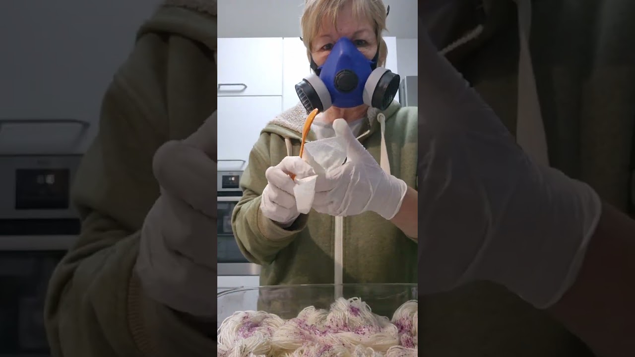#sonderfolge Heute möchte ich euch wie versprochen ein kleines Färbevideo zeigen 😄 #bettystrickt