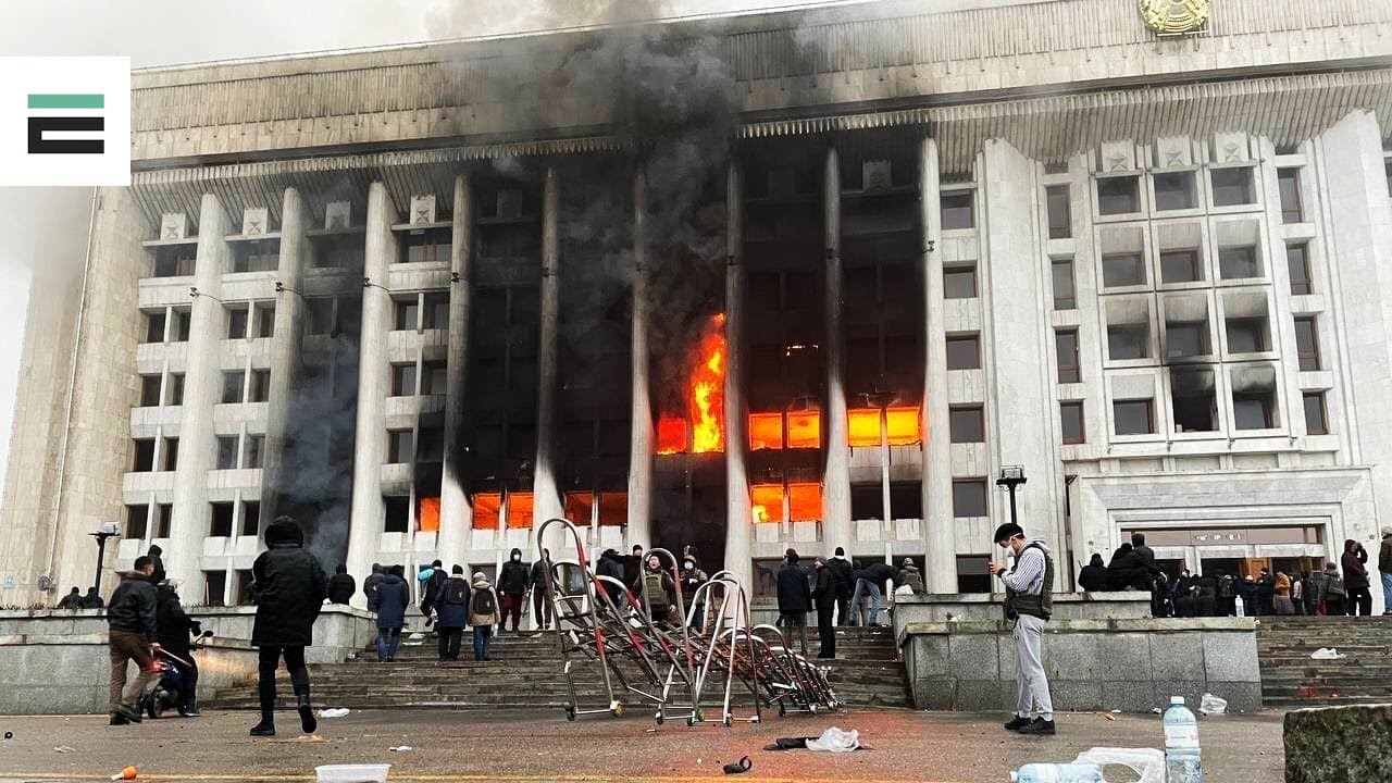Протесты в Казахстане сейчас. Снос памятника Назарбаеву. Последняя информация